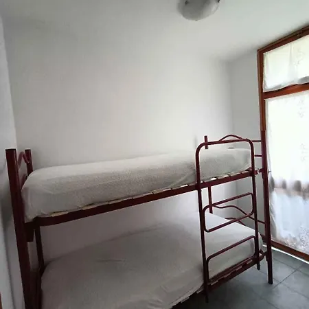 Near In 55105 Apartment